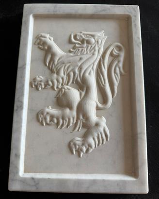 Stemma leone araldico in marmo