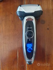 Rasoio a batteria Panasonic con base lavaggio