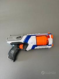 Nerf N-strike Elite Strongarm