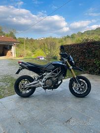 Aprilia Dorsoduro 750