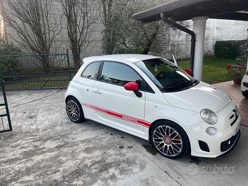 500 Abarth 2010