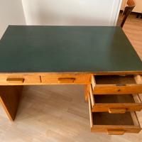Scrivania originale anni ‘50 ripiano verde