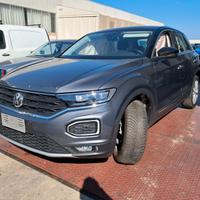 Volkswagen T-ROC anno 2019 ricambi usati