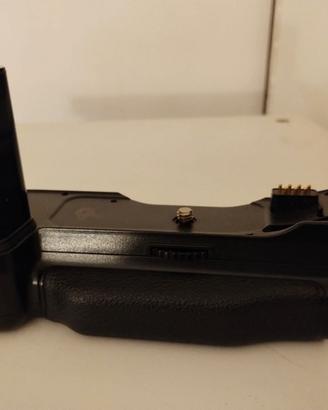 Nikon F100 battery grip