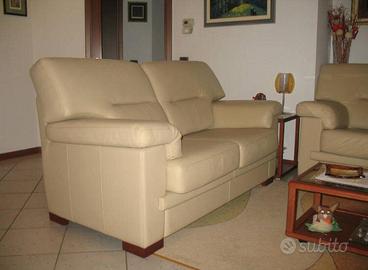 Divano in pelle divani e divani.