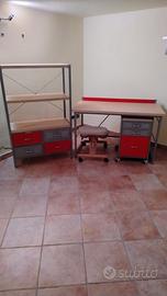 scrivania per cameretta 