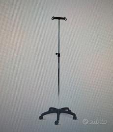 Asta porta flebo e sponda letto per anziani