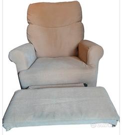 poltrona beige reclinabile