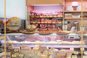 Salumeria posizione centrale