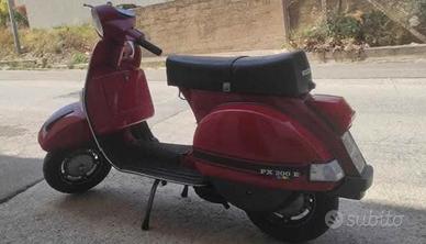 Piaggio Vespa PX 200 E - 1984