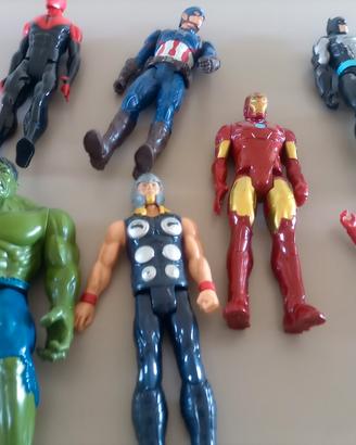supereroi giocattolo 