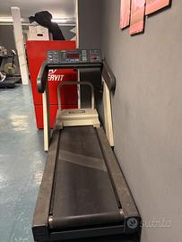 Tapis roulant Technogym