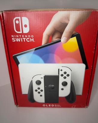 Nintendo Switch OLED Bianca Completa + Accessori