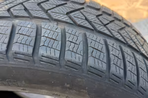 Pneumatici Invernali Pirelli scorpion ice