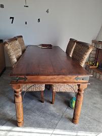 Tavolo con Sedie midollino e Credenza;arte pover