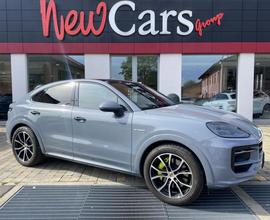 PORSCHE Cayenne Coupé 3.0 V6 E-Hybrid MATRIX-NAV