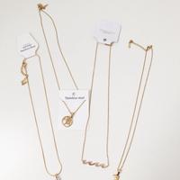 Set 4 catenine collane dorate in acciaio