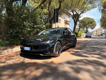 Tesla model 3 highland awd premium