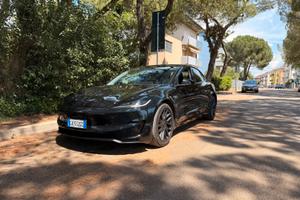 Tesla model 3 highland awd premium