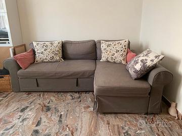 Divano letto con chaise longue