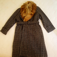 Cappotto uomo vintage con collo in pelliccia