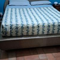 letto matrimoniale in'ecopelle 160x190