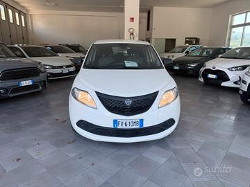Lancia Ypsilon 1.2 69 CV 5 porte S&S Gold