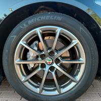 SET COMPLETO CERCHI ALFA ROMEO GIULIA 17