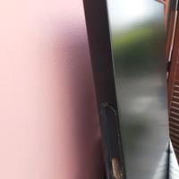 DUE  MENSOLE  DA  MOBILIERE  NUOVE .