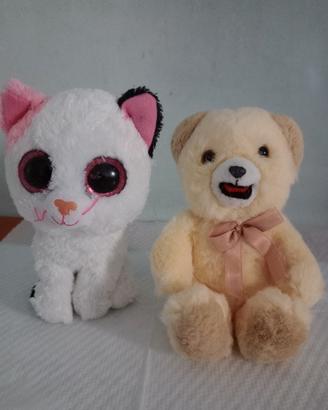 Due Peluches di Gatto Muffin & Orsetto Coccolino 