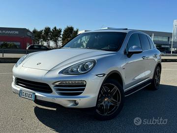 Porsche Cayenne 3.0 diesel cavali 245