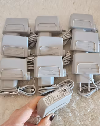 lotto caricatori alimentatori 3ds 2ds dsi xl new