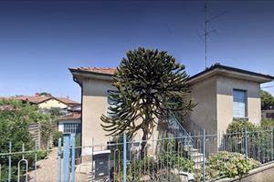 Villa singola con giardino. Libera subito