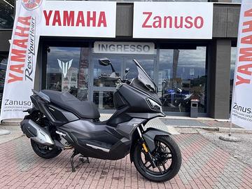 Sym ADX 300 pochissimi km