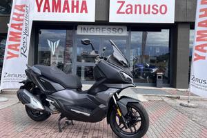 Sym ADX 300 pochissimi km