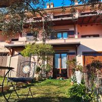 Villa a schiera con vista sul Lago di Garda