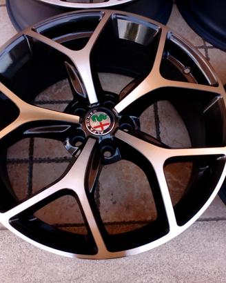 CERCHI 19 ORIGINALI ALFA ROMEO COD:307
