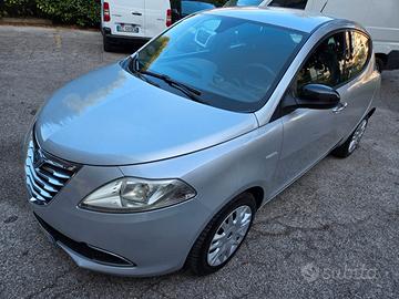 Lancia Ypsilon 1.3 MJT 16V 95 CV 5 porte S&S Plati