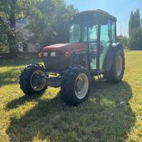 Trattore usato New Holland TNF90