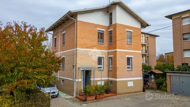 BIFAMILIARE A REGGIO NELL'EMILIA