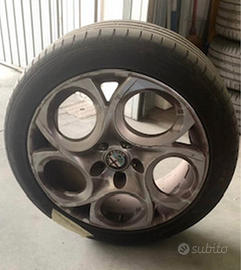 Cerchi in lega da 17 Alfa Romeo Giulietta a 5 fori
