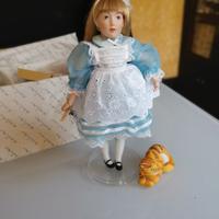 Alice in wonderland bambola porcellana
