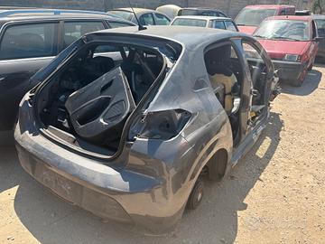 RICAMBI PEUGEOT 208 1.2 BENZINA ANNO:2021