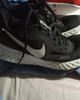 Scarpe ginnastica Nike Revolution 5