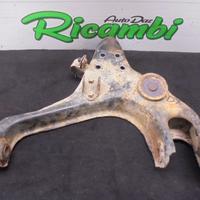 TRAPEZIO ANTERIORE DESTRO L200 K64T 2.5 TD 2001