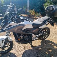 Honda nc750 X DCT