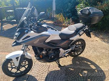 Honda nc750 X DCT
