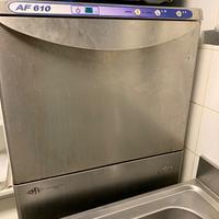 Lavastoviglie ristorante