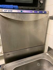 Lavastoviglie ristorante