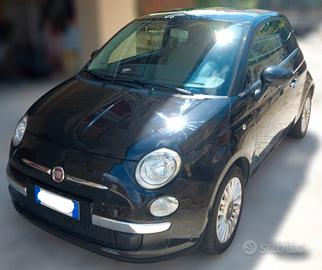 Fiat 500 con impianto GPL e tetto panoramico